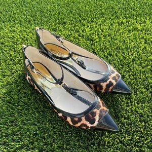 Michael kors leopard pointed toe shoes size 6.5